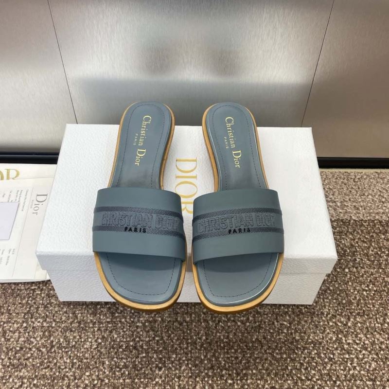 ch**an D*or slippers